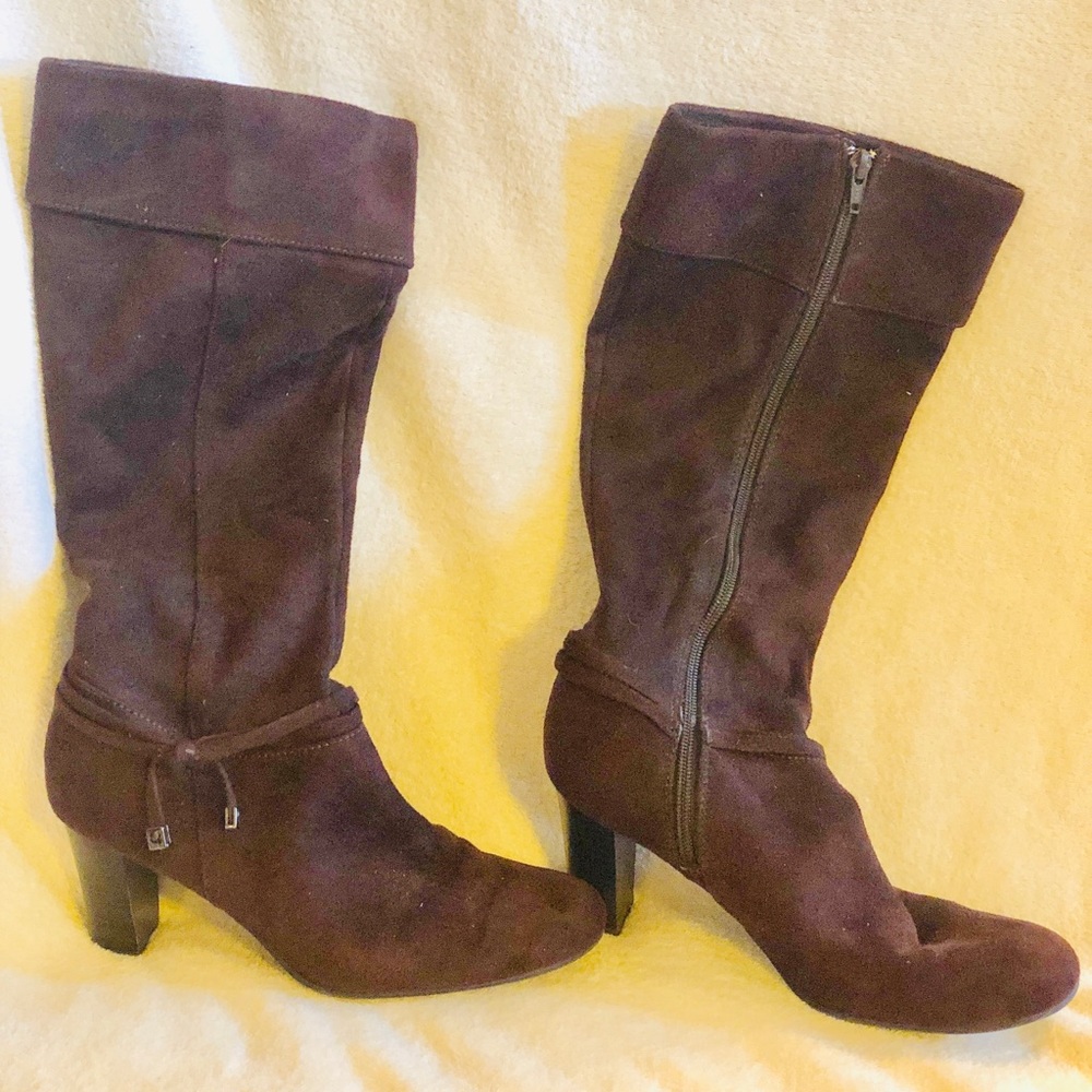 Brown boots